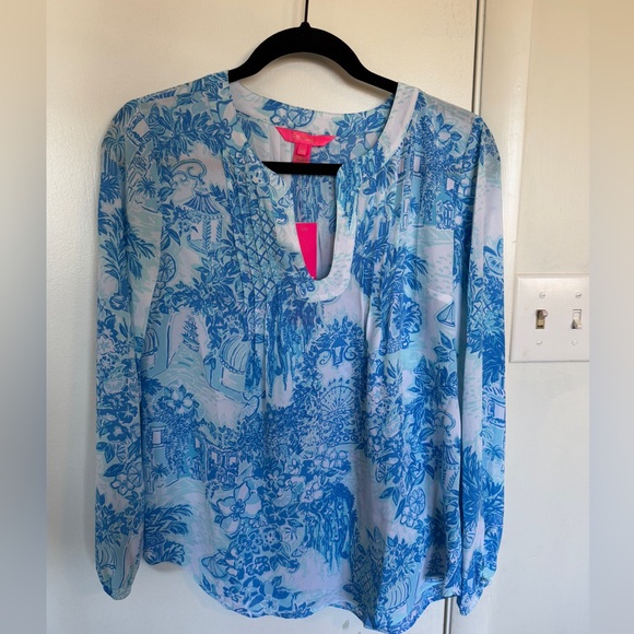 Lilly Pulitzer Tops - Lilly Pulitzer Colby Top